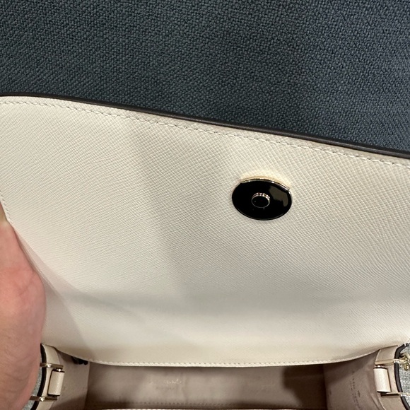 Kate Spade - Carson - Picture 4 of 7